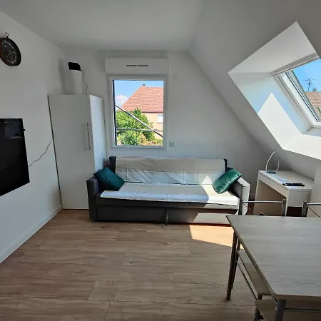 48m², Strasbourg Centre A 15 Min En Train Apartment